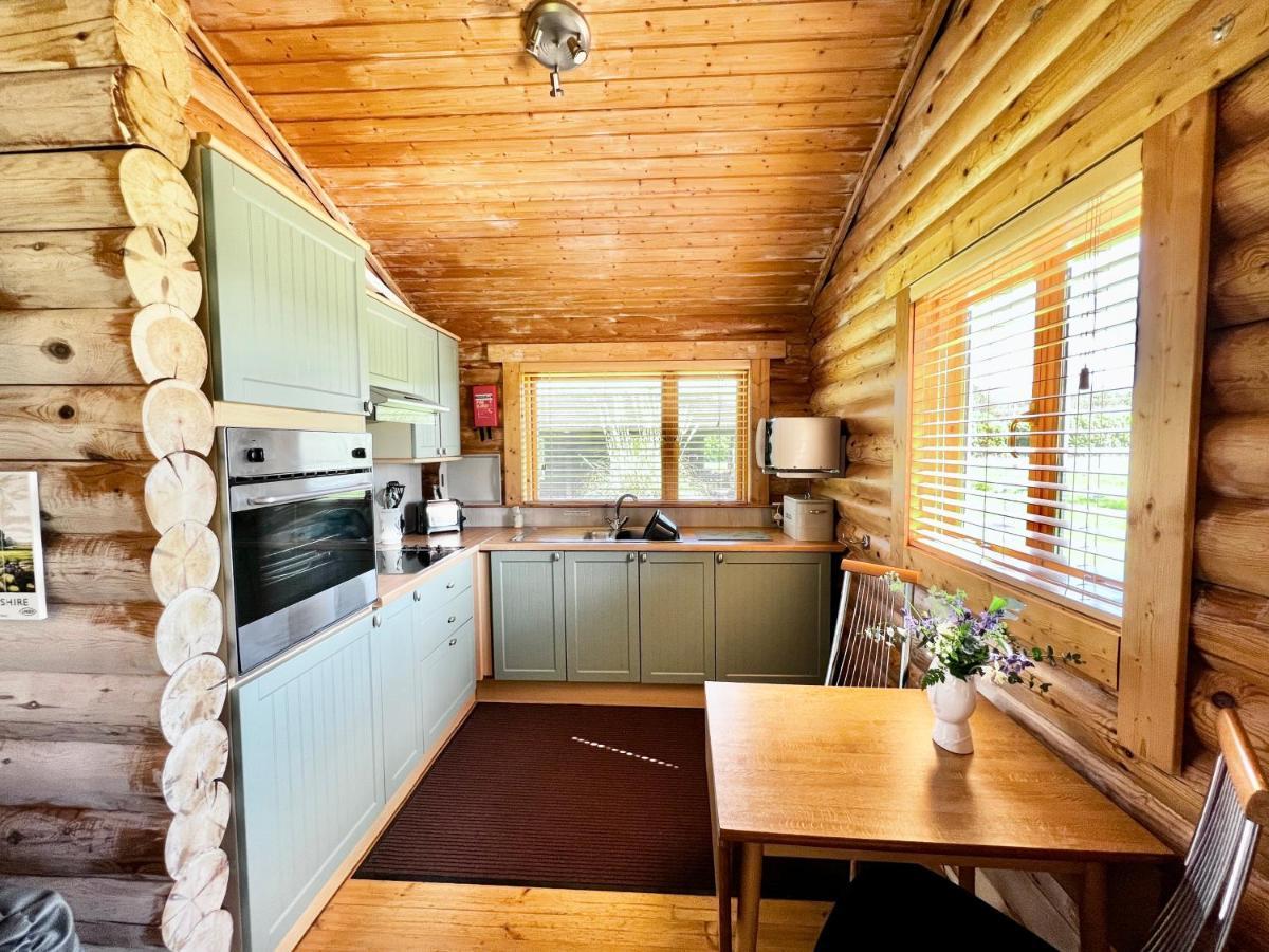 Вилла Lindley Log Cabin Линкольн Экстерьер фото